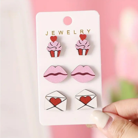 Pink Cupcake Stud Earrings - Set of 3 - Picture 2 of 4